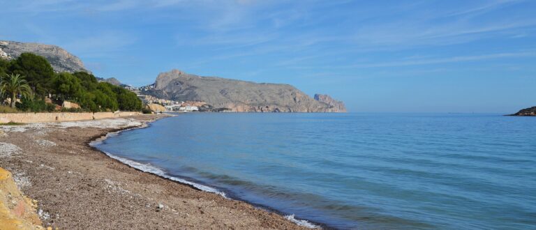 2048px Platja de lOlla Altea 768x330