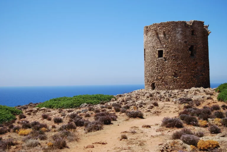 2048px Torre Cala Domestica 768x514